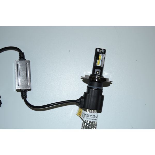 2018 auto parts LED car headlight H4 A1 12V 24V 6000K LED headlight bulbs H4 30W 3200LM