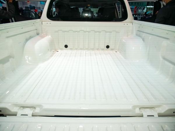 2023 L200 2.3t Diesel Pickup Truck Direção esquerda 5225*1815*1780 para os requisitos do cliente
