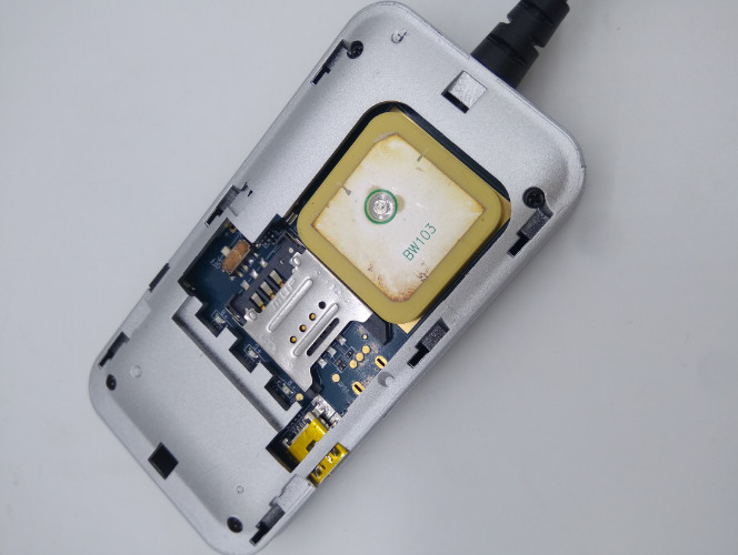 отслежыватель GT25-4G 4.5V 10000mah пластиковый 4G GPS с функцией загородки e
