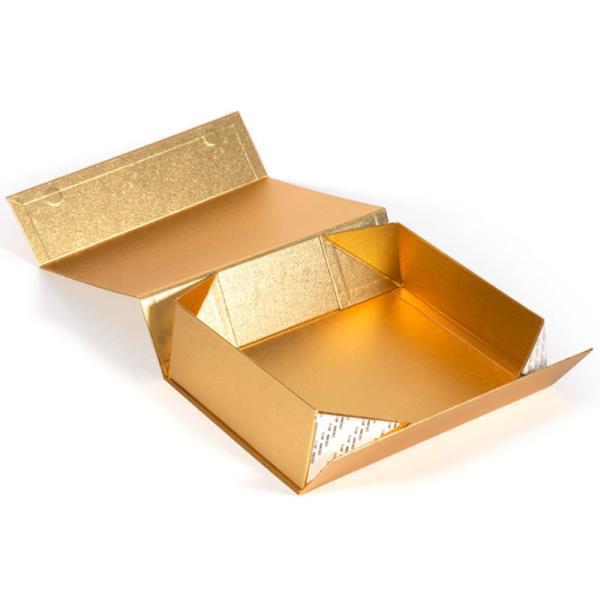 Cosmetic Set Folding Cardboard Gift Boxes , Paper Packaging Magnetic Closure Gift Boxes