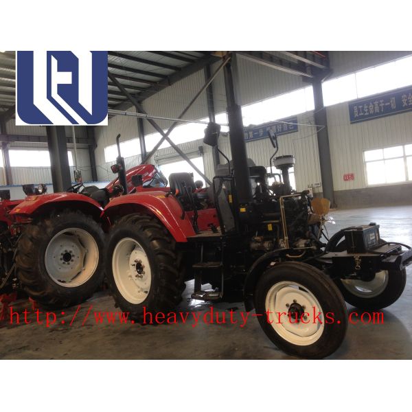 New Designed 4 Wheel Drive Lawn Tractor / Farm Four Wheel Tractor 30 Hp