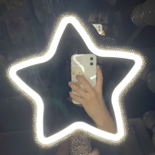 Long Handle Lighted Cosmetic Mirror Fashion Star Shaped Vintage Gold for Everyday
