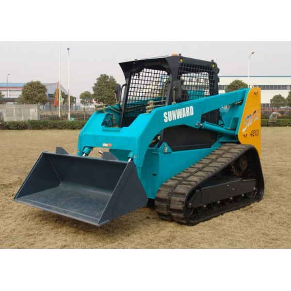 Crawler SUNWARD Skid Steer Rental with Auto Leveling System ROPS / FOPS