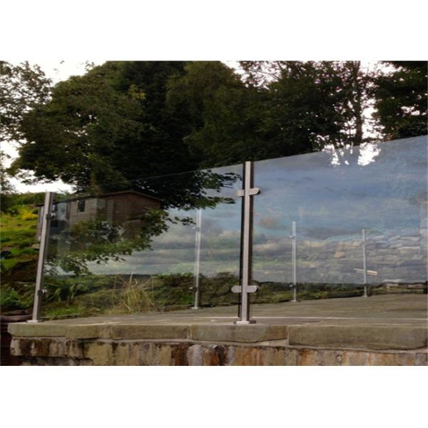 Round Post Stainless Steel Glass Railing For Real Estate Development Companies