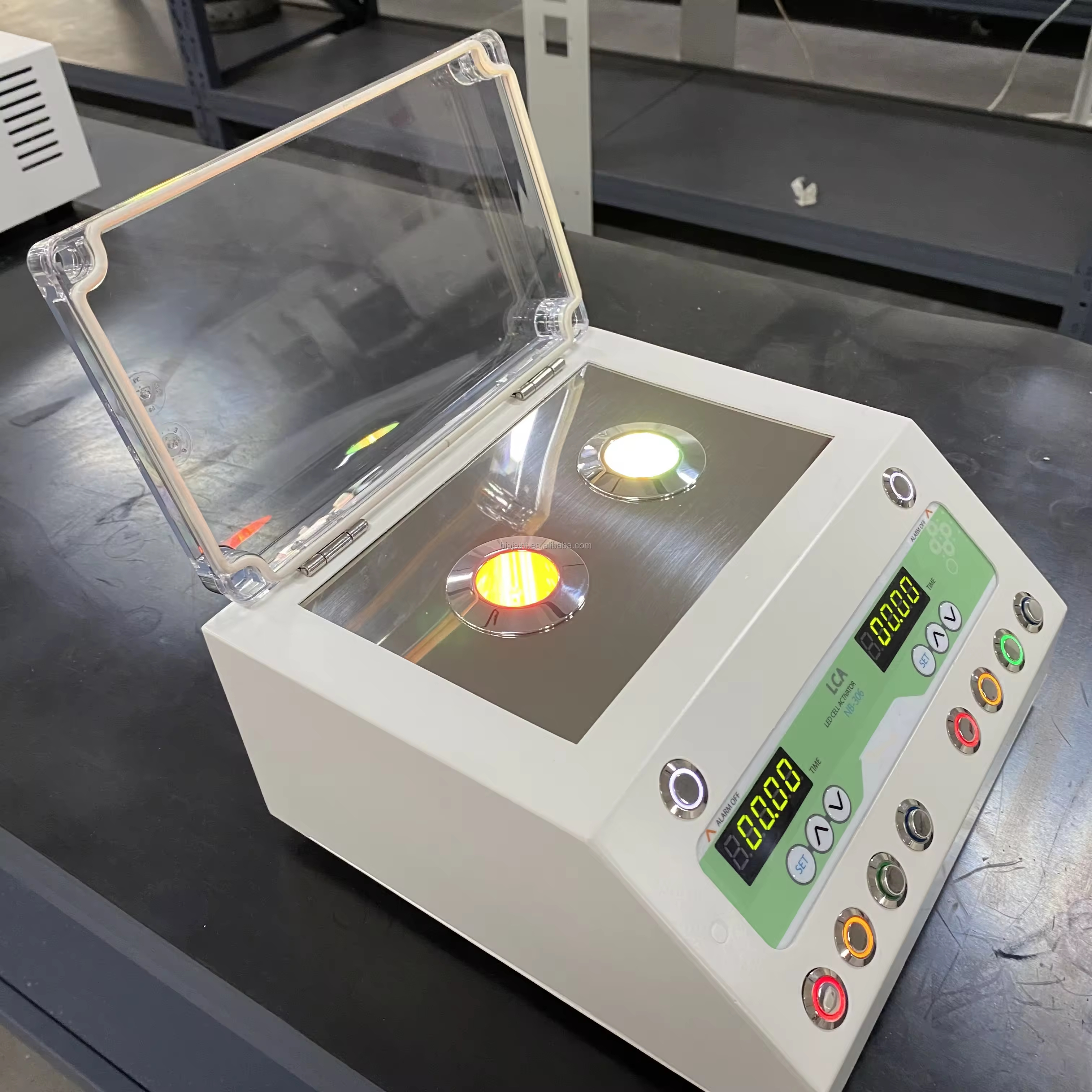Clinical-Grade LED Therapy Device | Safe Activation for Adipose SVF & IPRP in Regenerative Medicine