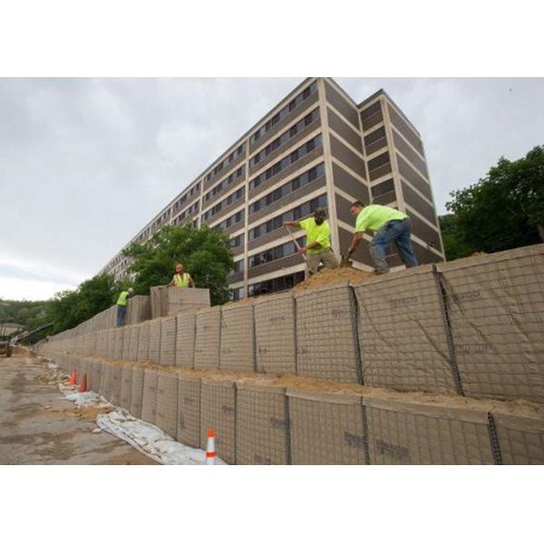 Retaining Wall Protection Galvanized 5.0mm Wire Mesh Standard Defensive Barriers In Israel