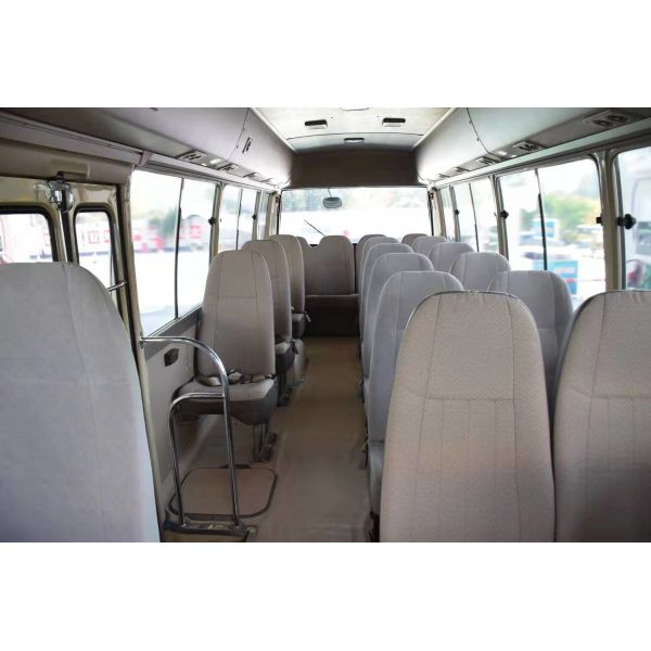 20 Seater Used Mini Bus Toyota Coaster coach For City Shuttle