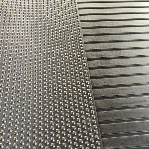 1.22 X 1.83m Black Horse Rubber Stall Mats Agricultural Cow Mat Cheap Anti Slip Comfortable