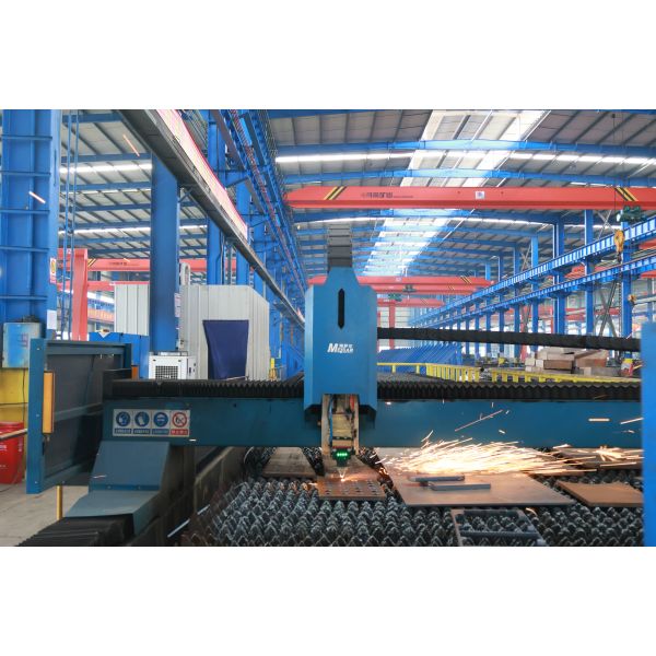Lightweight Galvanized Heavy Duty Steel Structure Architecture Pre Engineering