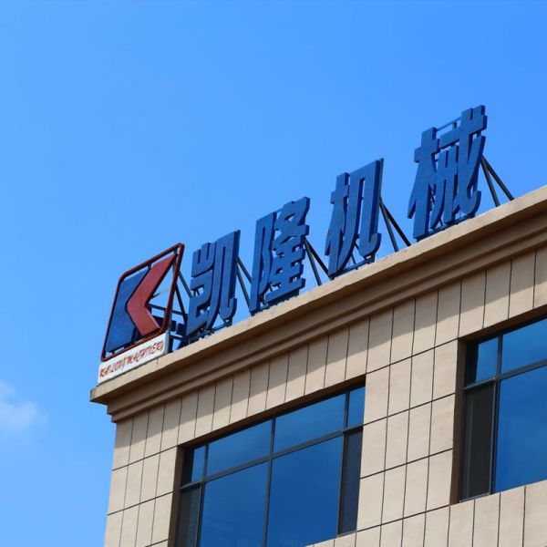 Серая & дуктильная склянка утюга в отливке плавильни отливки песка