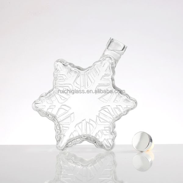 Base Material Super Flint Glass Unique Star Design Glass Bottle for Luxury Whisky Vodka