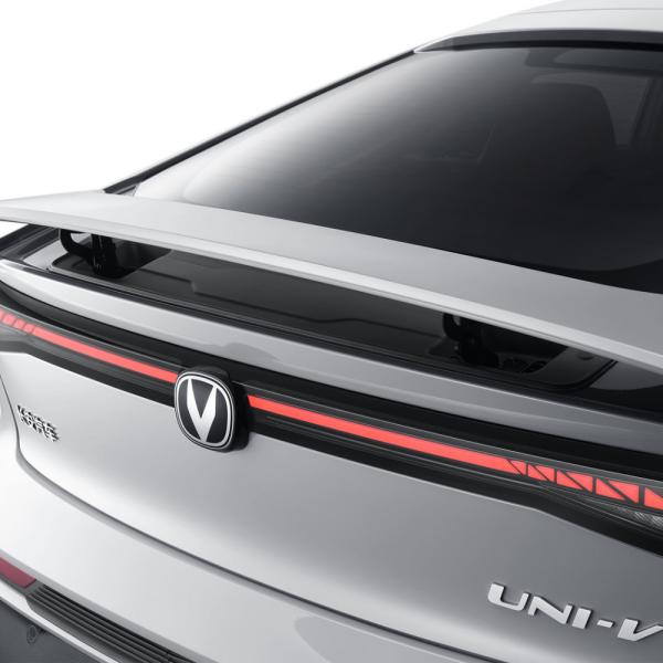 Sedan Changan Uni-V 1.5t 5-Seat Gasoline Car Maximum Power Kw 173 PS Gasoline Sedan