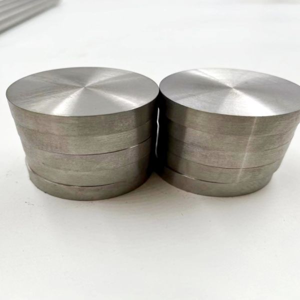 Pièces transformées en WNiFe à la vente à chaud