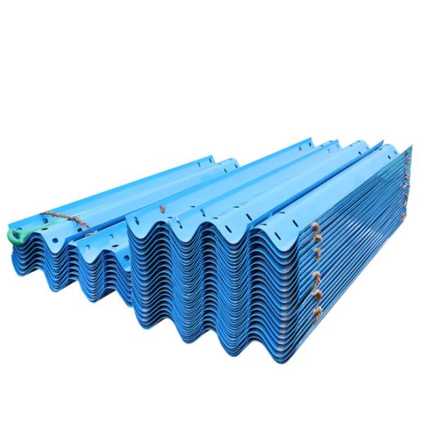 Q235 Q345 Aço galvanizado Três curvas de guarda para segurança exterior Material durável