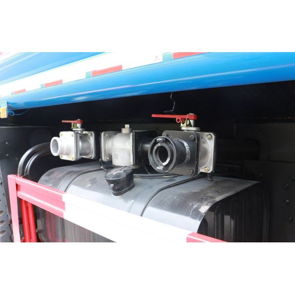 автоцистерна 170ХП воды 4С2 2900 сталь углерода танков К235 тележки воды галлона