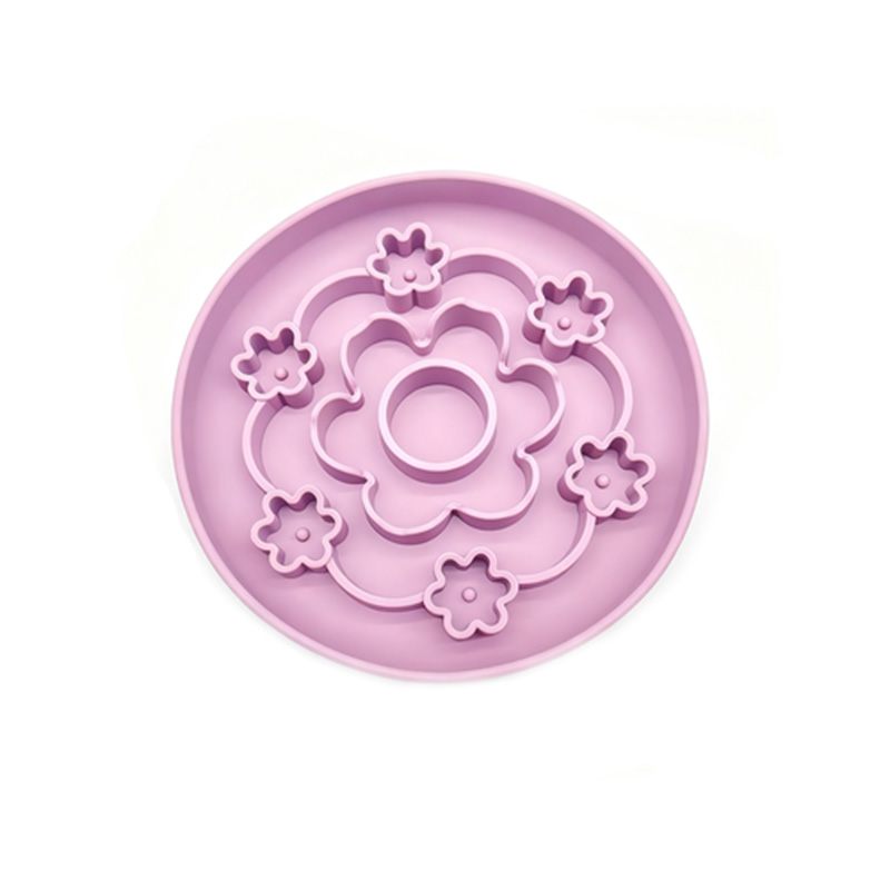 Anti-Choking Eco-friendly Silicone Solid Pattern Slow Feeder Dog Bowl with Suction Cup for Dogs