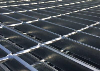G303 Galvanized Welded Steel Grating 30mm Bearing Bar Pitch Heavy Duty