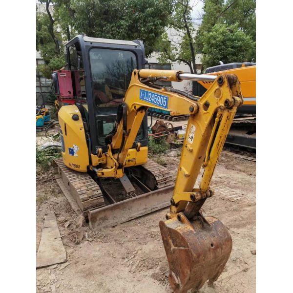 Used small mini Komatsu PC20MR-3 crawler excavator