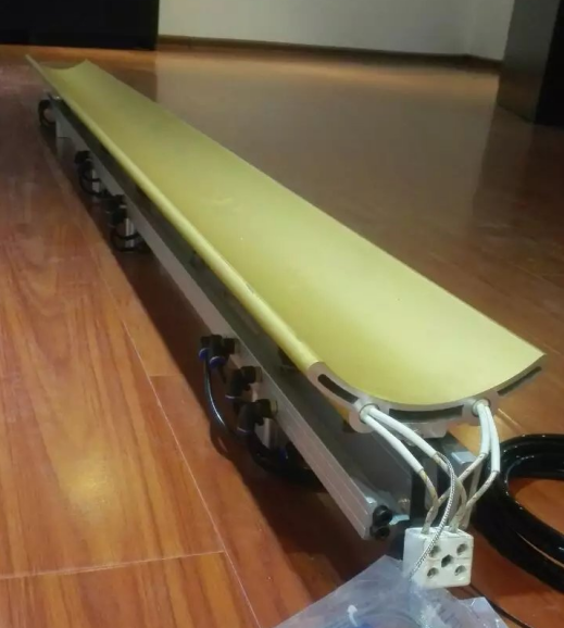 Желтый рукав плиты тени жаккарда системы Слиттер утюжа