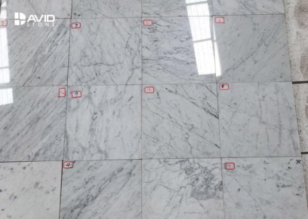 White And Grey Marble Tile With 10mm Thickness For Bathroom Floor / Wall