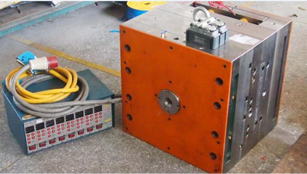 Hot Runner Dual Injection Molding , Custom Injection Molds With HDPE PVC PMMA