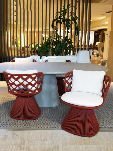 Luxury Outdoor Furniture Rattan Table And Chair Set For Garden Patio Dining