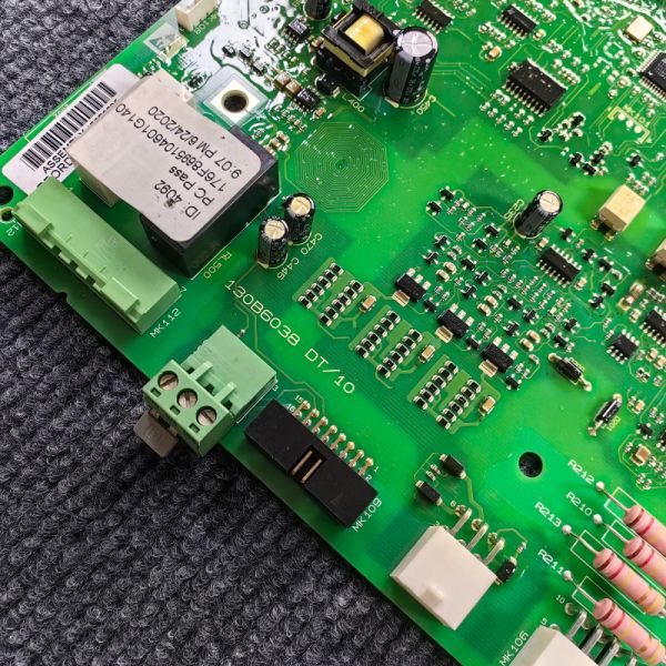 Danfoss Inverter Power Card 130B6038 Danfoss VFD Frequency Inverter Power Board New Danfoss VFD Power Card for FC 302 301202 102