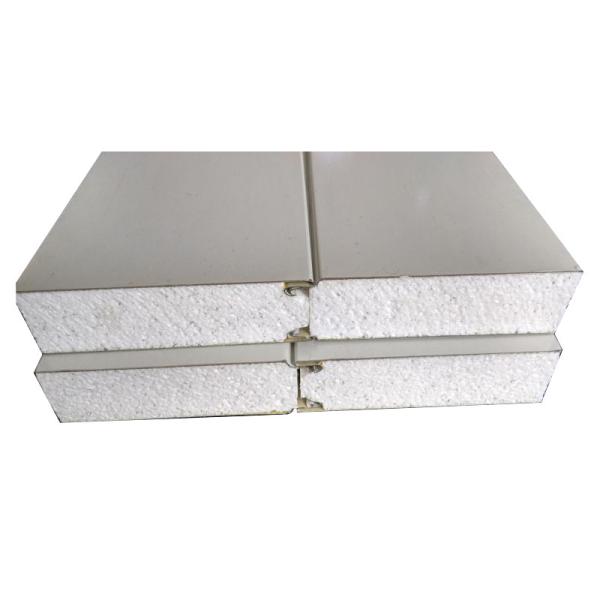 Painel Sandwich de Metal Leve EPS 38 - 40kg/m3 Densidade do Núcleo 0,3 - 0,6mm Aço