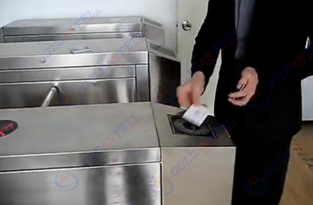 Гибкая быстрая скорость пропуска для управления Sytem карты/wristband RFID с автоматическим турникетом барьера