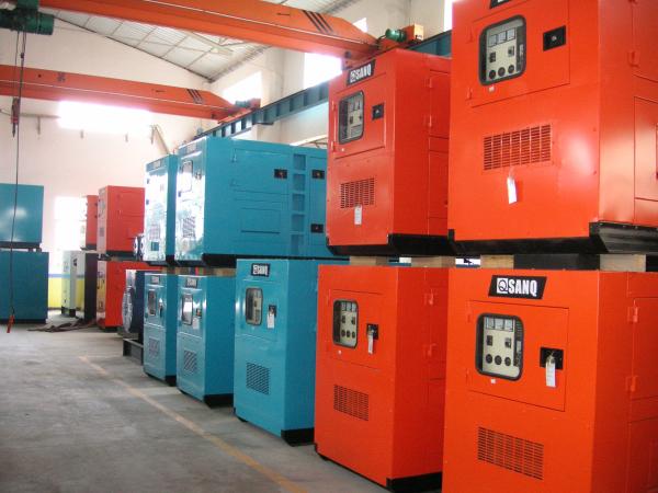 48KW / 65KVA Cummins Diesel Generators With 24V Alternator
