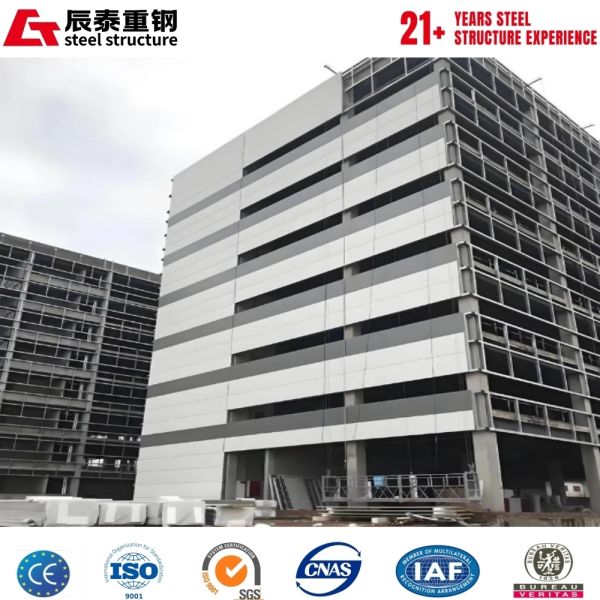 Panneau de sandwich en polyuréthane ignifuge et hydrofuge de catégorie A