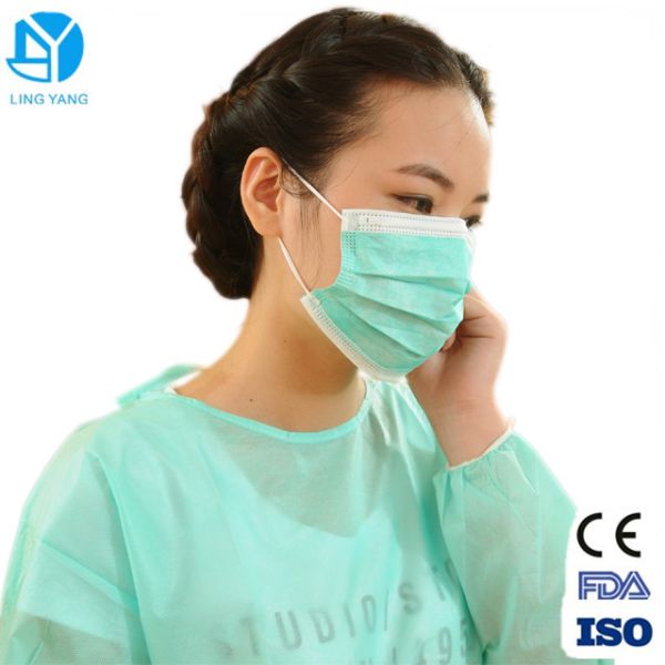 Long Sleeve Hospital Disposable Isolation Gowns Fluid Resistant Easy Removal