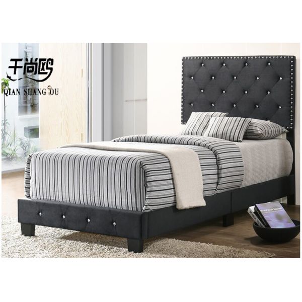 Gorgeous Fabric Upholstered Beds 160*200cm With Crystal Buttons