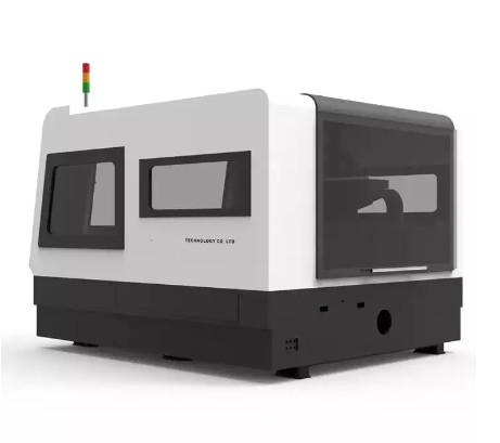 cortador do metal da tampa completa de 750w Mini Fiber Laser Cutting Machine 1500w 1313FL