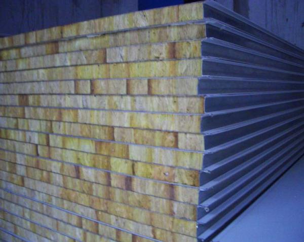 Rockwool Insulated Sandwich Panel Roofing Fire Resistant For Prefab Houses