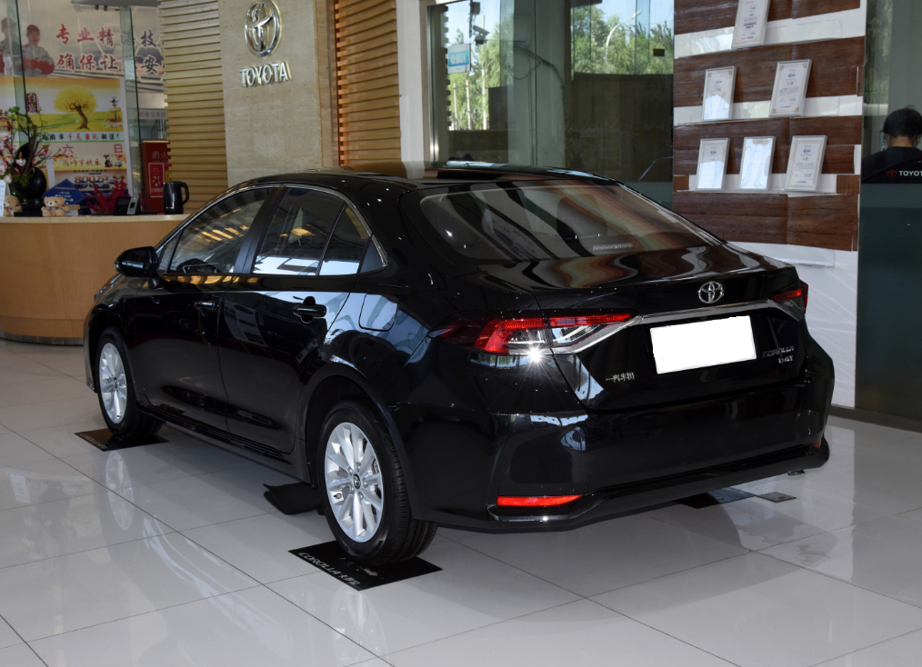 2022 Used Toyota Corollas Sedan 4x4 with Automatic Transmission and 5 Seats 5 Doors