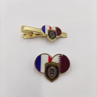 Emblème de la Force de sécurité du tournoi personnalisé en double drapeau en forme de cœur