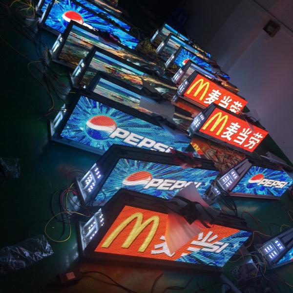 5 mm Pixel Pitch Taxi LED Display 2 Years Warranty Full Color LED Taxi Sign