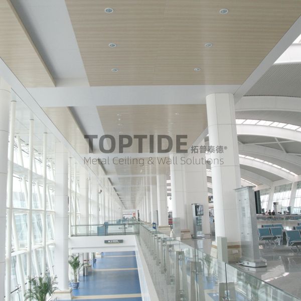 Aluminum / Aluminium Hallway Hanging Wood Looking Suspended Metal Decorative Ceiling Tiles