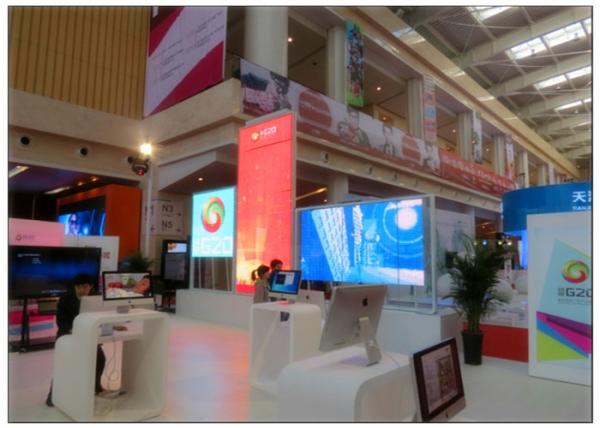 CE 16mm Pitch Pixel  Advertising Transparent LED Display Electronic Display Board
