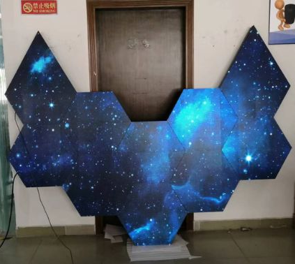 Отель GOB Hex Led Display Panel Экран полный цвет 600 мм P4 мм