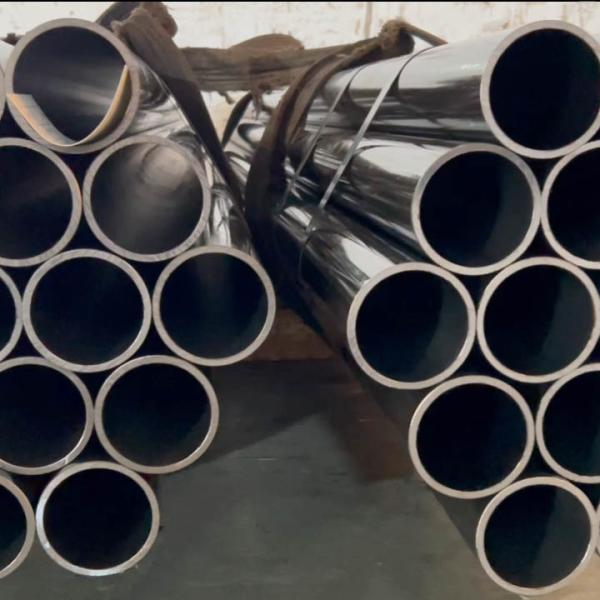 Pipe de puits de pétrole sans soudure en acier allié AISI 4130, tuyau en acier pour tube de boîtier