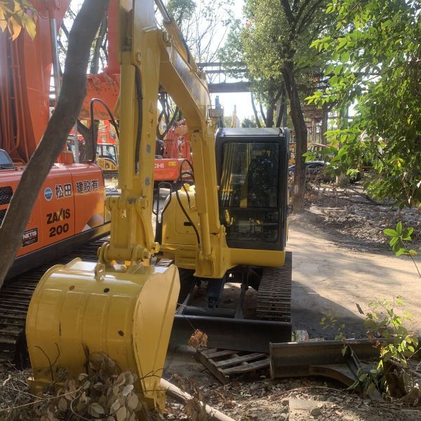 Komatsu PC56 PC55MR Использованные экскаваторы 5 тонн с оригинальным гидравлическим цилиндром