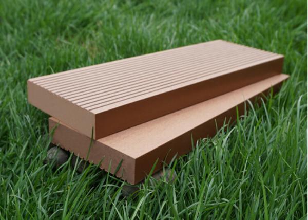 Recyclable Wood Plastic Composite Decking Board For Outdoor Balcony