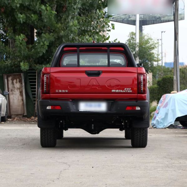 2023 2.0T Manual Diesel Four-Drive Pickup with 5 Seats and 4 Doors Turbocharged Car