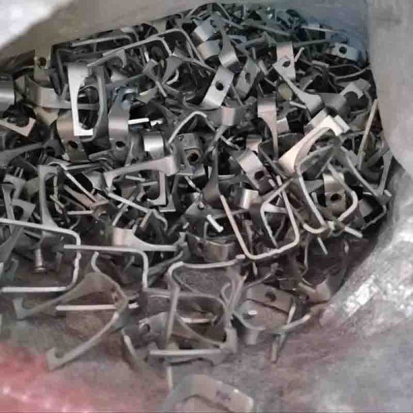 Противокоррозионные ремни распорки кабеля Mc струбцины проводника распорки пудрят покрытый