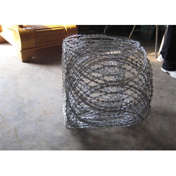 Razor Barbed Wire Fencing Fence Double Spiral Barbed Wire Galvanized