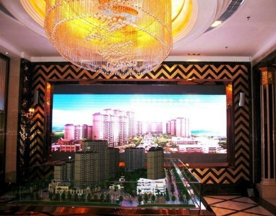 Indoor Full Color LED Display Advertising 14bits P2 Led Video Wall High Definition
