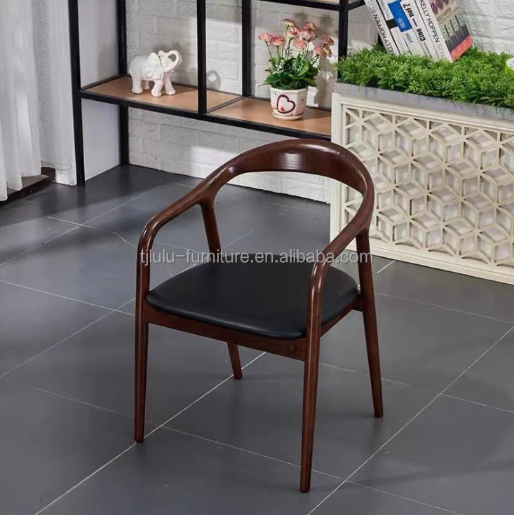 Solid Wood Nordic Light Luxury Hotel Cafe Fabric or Leather Dining Chair for Fine Dining