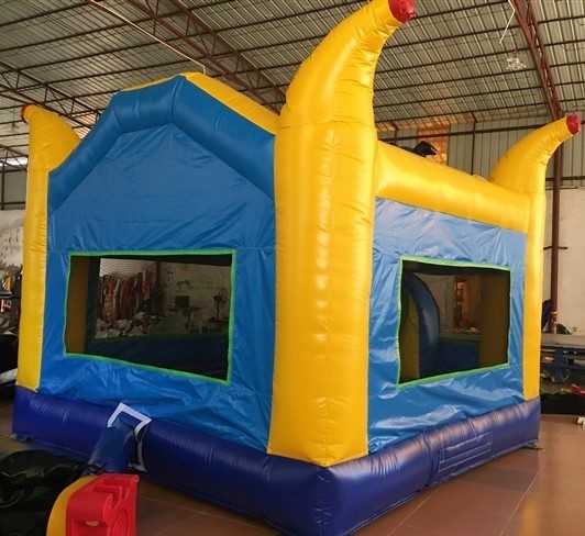 Commercial Yellow Cartoon Inflatable Bouncy House Inflatable Castle For Kids